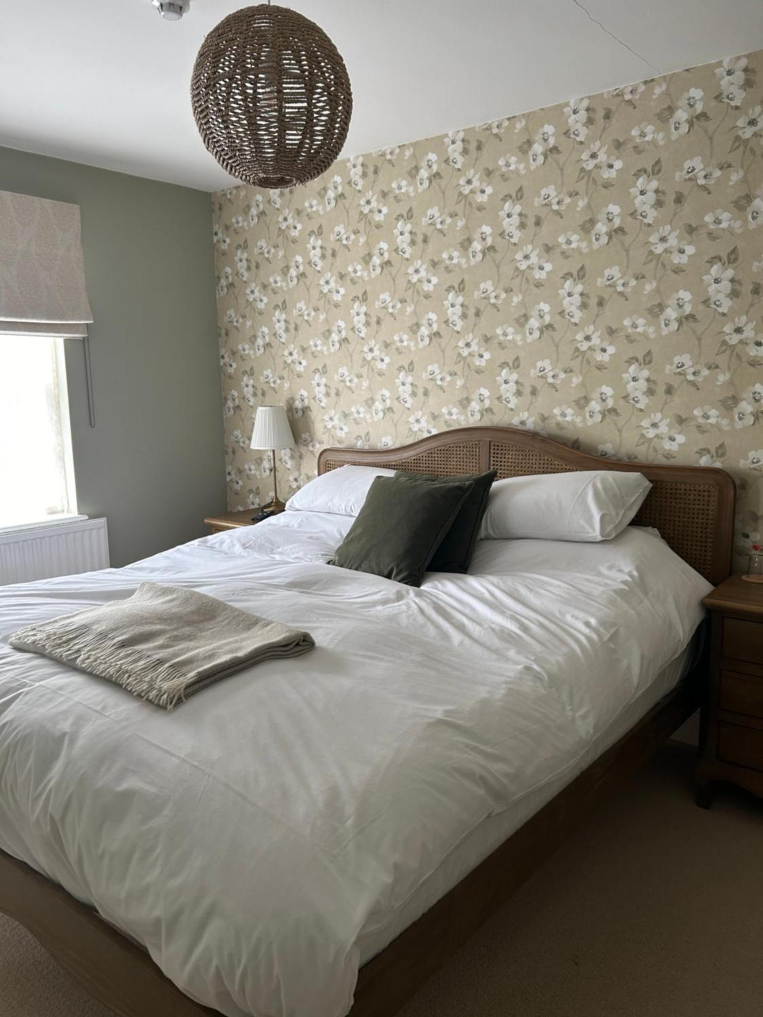 The White Horse Hotel ฟาเวอร์แชม ภายนอก รูปภาพ