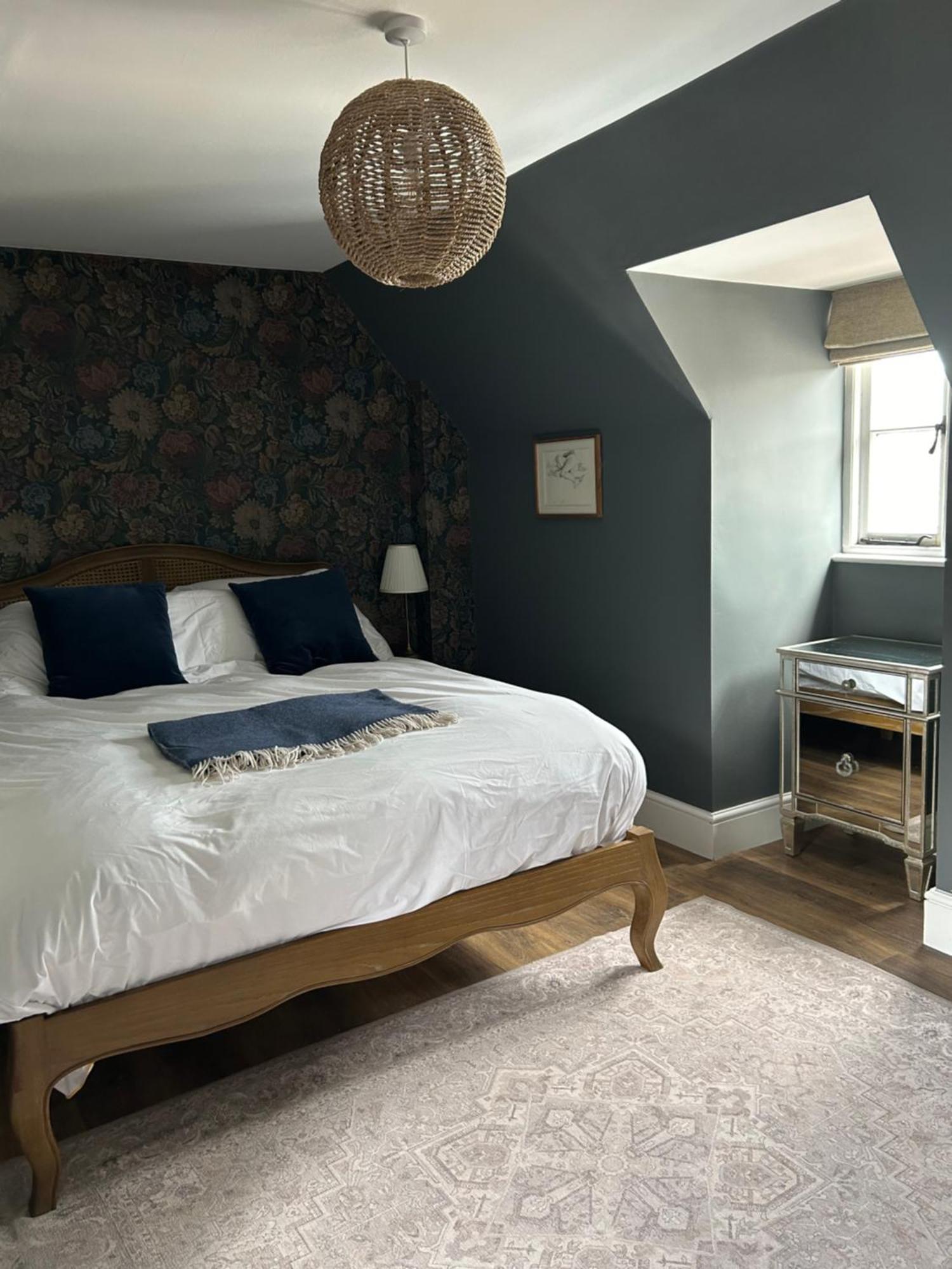 The White Horse Hotel ฟาเวอร์แชม ภายนอก รูปภาพ