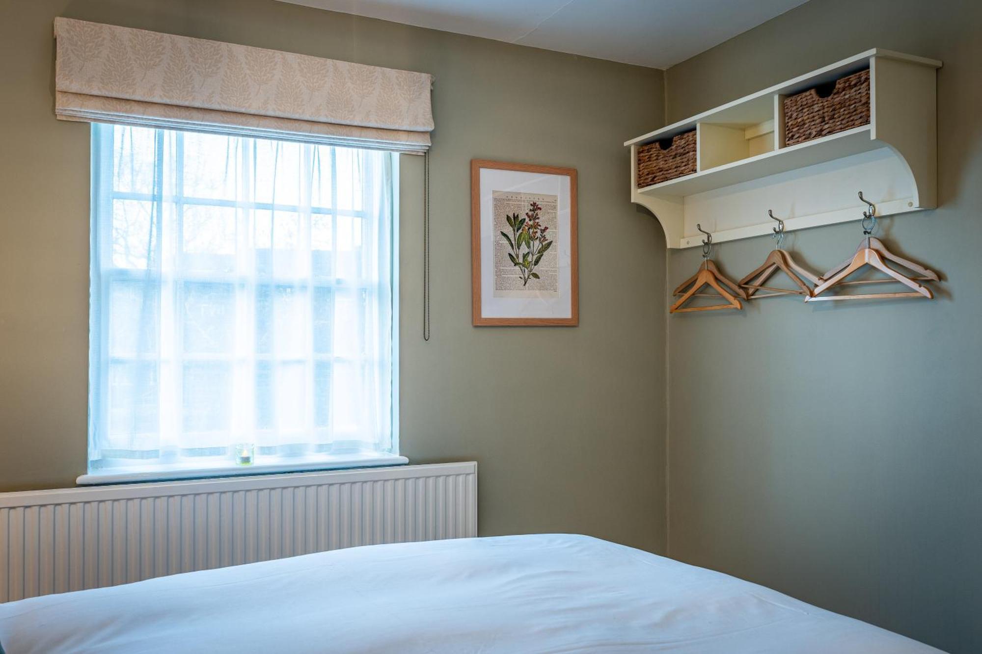 The White Horse Hotel ฟาเวอร์แชม ภายนอก รูปภาพ