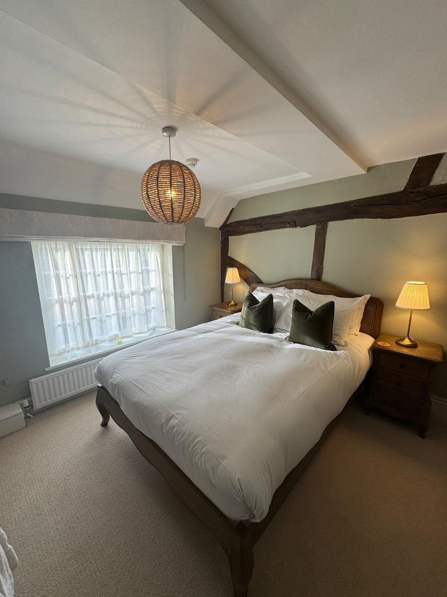 The White Horse Hotel ฟาเวอร์แชม ภายนอก รูปภาพ